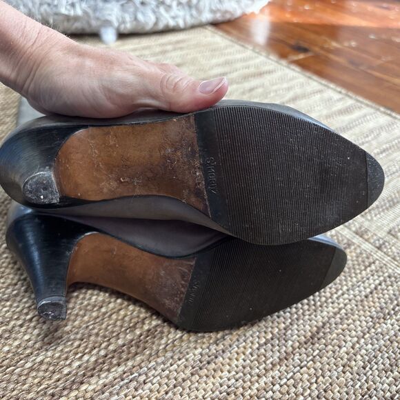 Vintage St. Moritz Gray Red Leather Boots Heels Size 5.5 - Picture 4 of 6